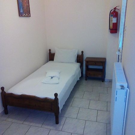 Dionisis Apartments Ajía Effimía Kültér fotó