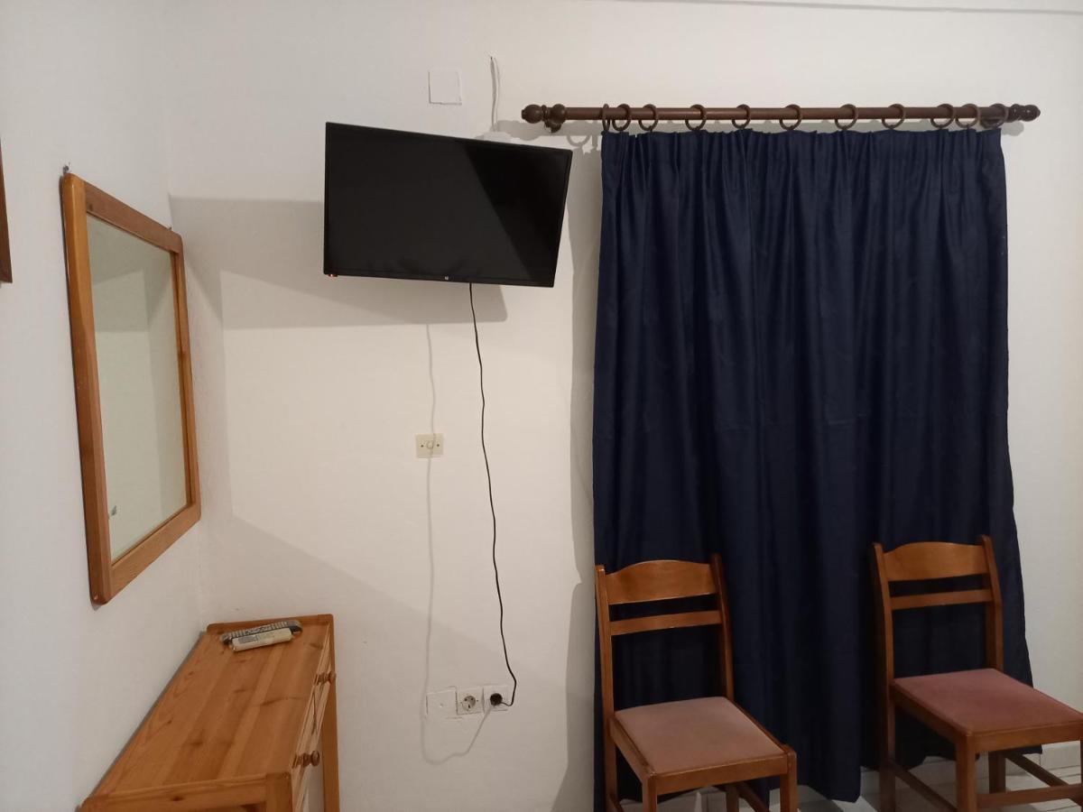 Dionisis Apartments Ajía Effimía Kültér fotó