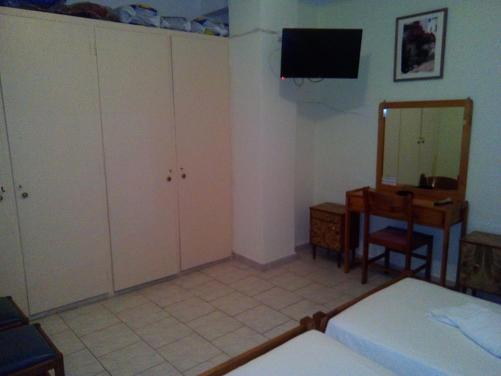 Dionisis Apartments Ajía Effimía Kültér fotó